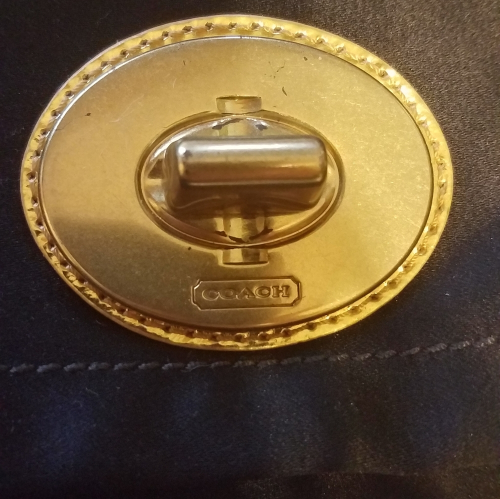 Handbag - Picture 2 of 9